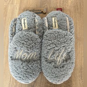 Dearfoams Cozy Mom Life Slippers